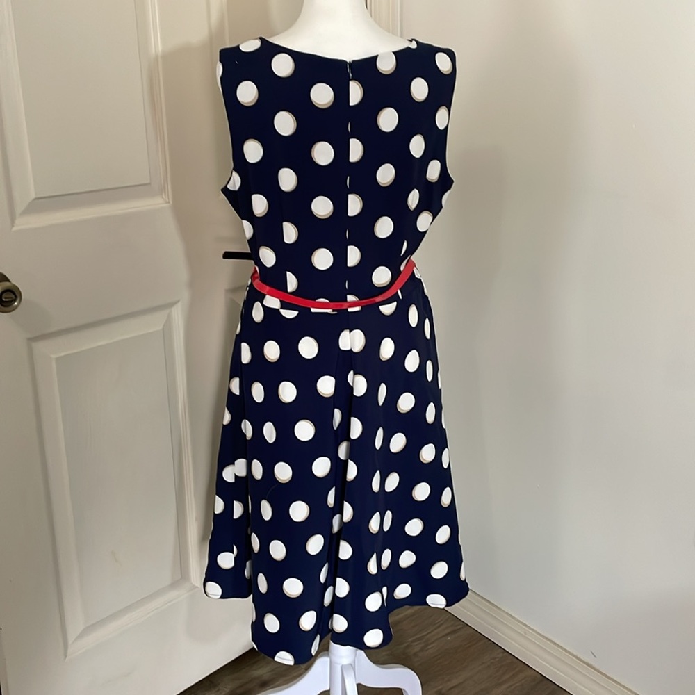 Dress Barn Polk A Dot Dress Navy White Sleeveless Dress Size 14 - Picture 5 of 9
